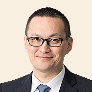 （株）シーアールイー 代表取締役社長 亀山忠秀氏